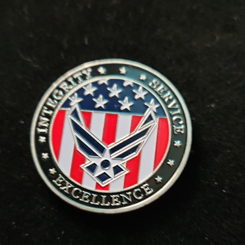 Patriotic Service Excellence Pin